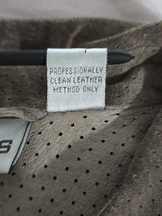 Chico’s Vintage Long-Sleeve Asian Calligraphy Print Suede Leather Shirt-Jacket - Picture 10 of 10